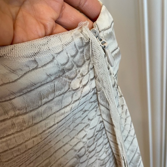 BCBG dress - Picture 9 of 9